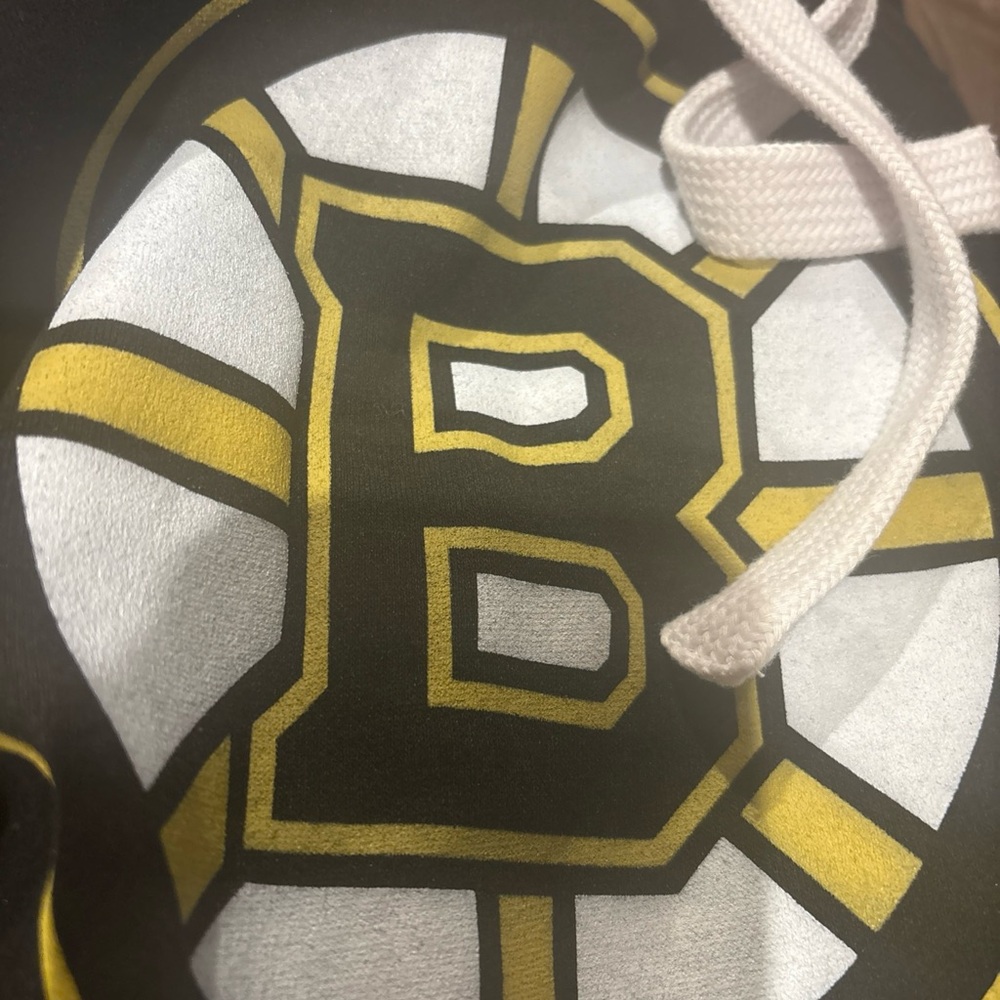 Boston Bruins logo black Sweatshirt medium pullover hoodie